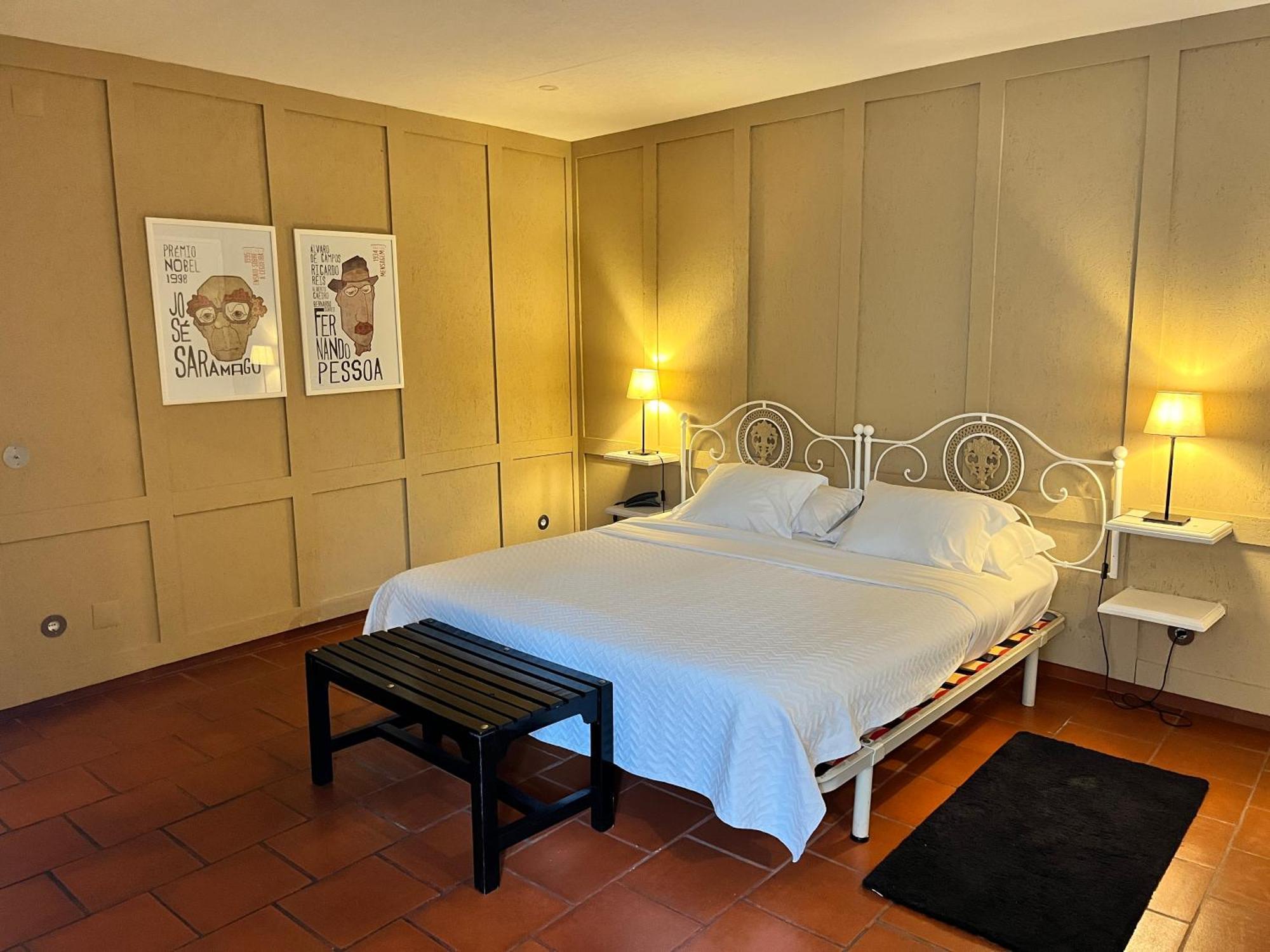 The Literary Man Obidos Hotel Exterior photo