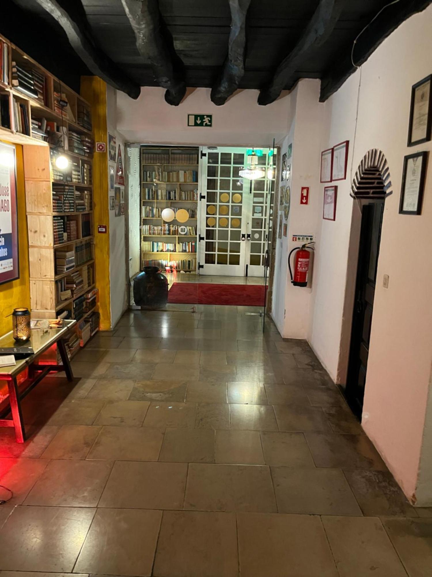 The Literary Man Obidos Hotel Exterior photo